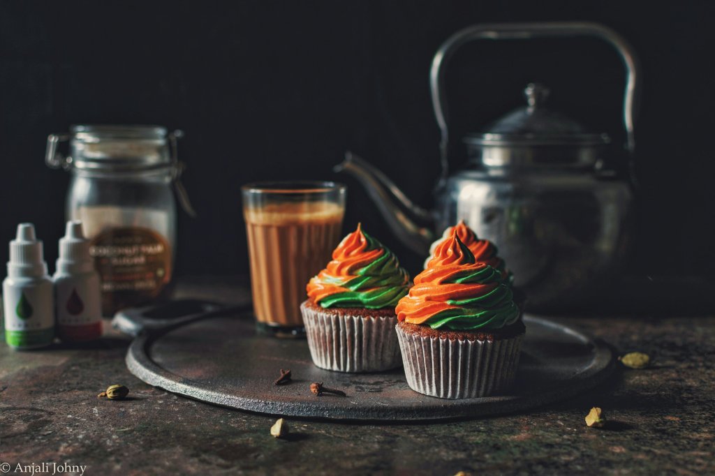Chai Spiced Cupcakes with Tri-coloured frosting. (Independence Day&nbsp;Special!)