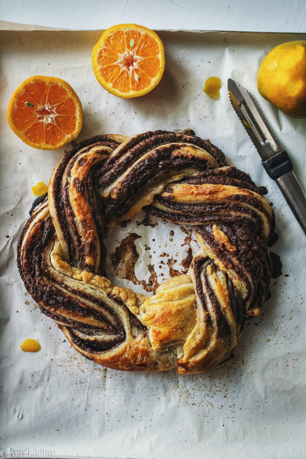 Chocolate-Orange puff pastry&nbsp;wreath