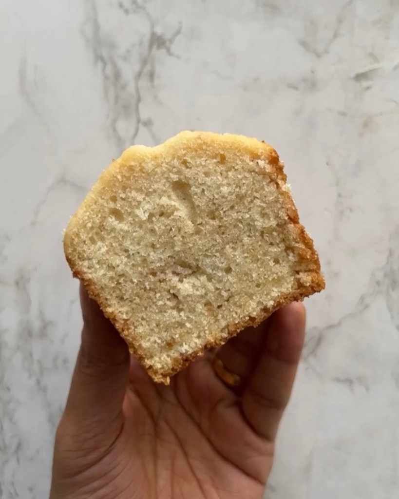 Eggless Vanilla Cake